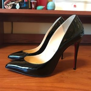 Christian Louboutin Pigalle Follies Pump
